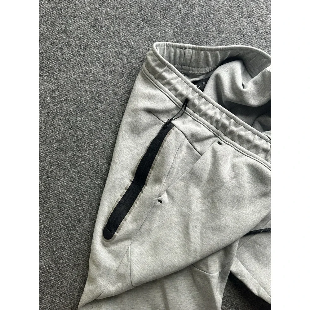 Mens Nike Tech Fleece Jogger Sweatpants Gray, Size XL